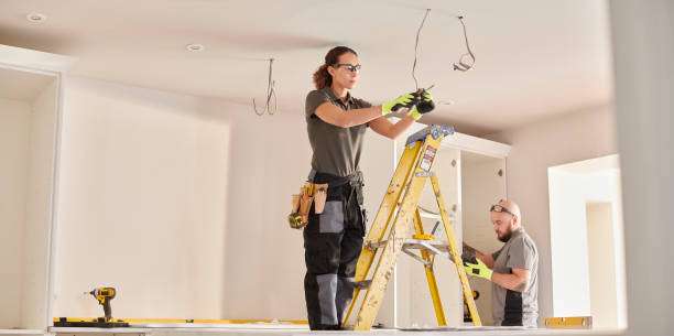 Best Circuit Breaker Repair  in Fort Lewis, WA